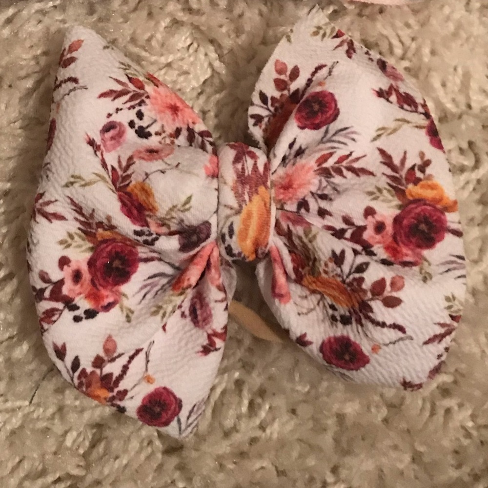 Texas top knot bow on nylon